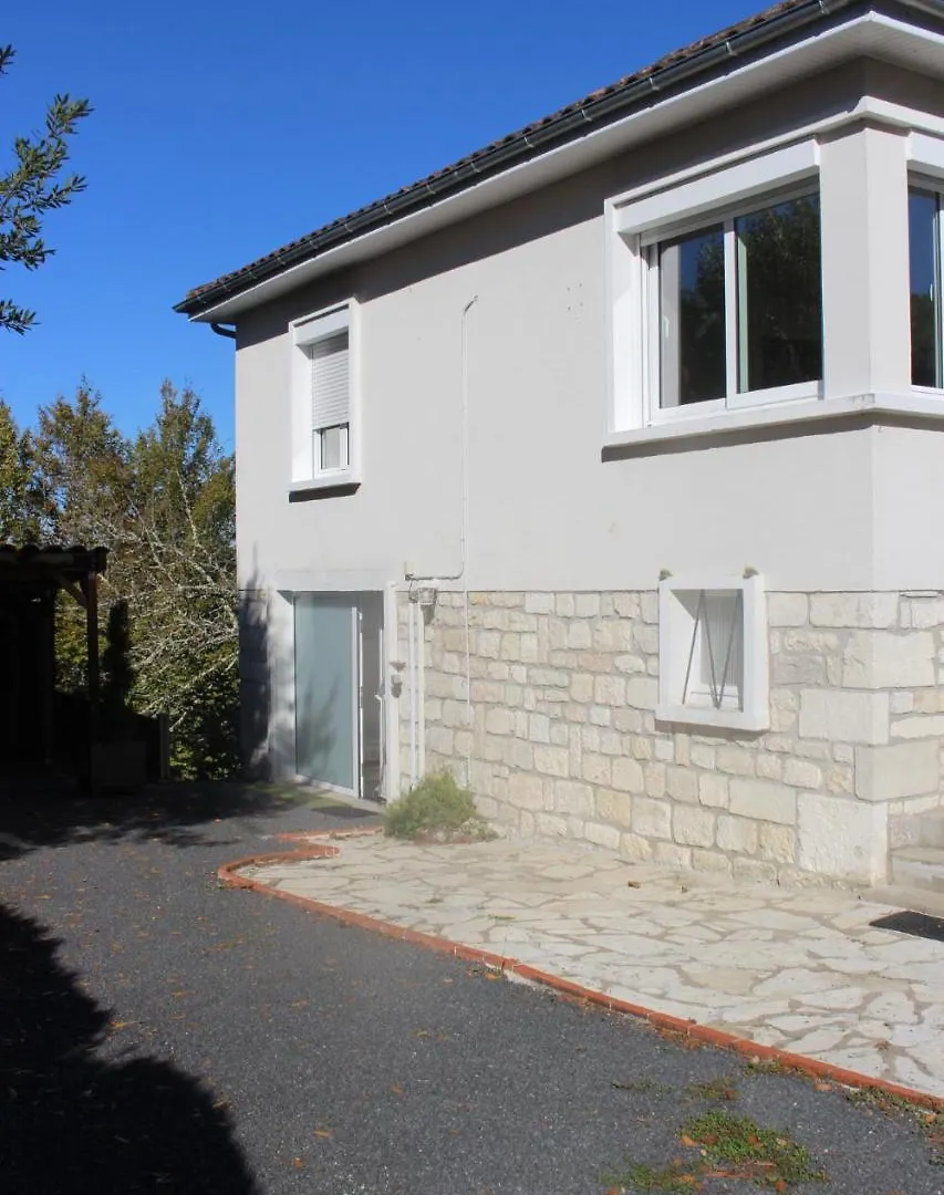 Holiday home Montcuq, Maison Avec Vue Sur La Tour, Classe 3*** France